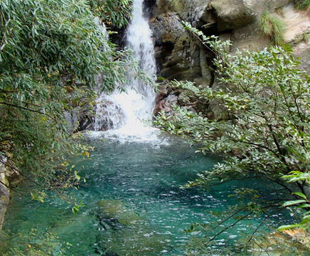 饮用山泉水 (广州)